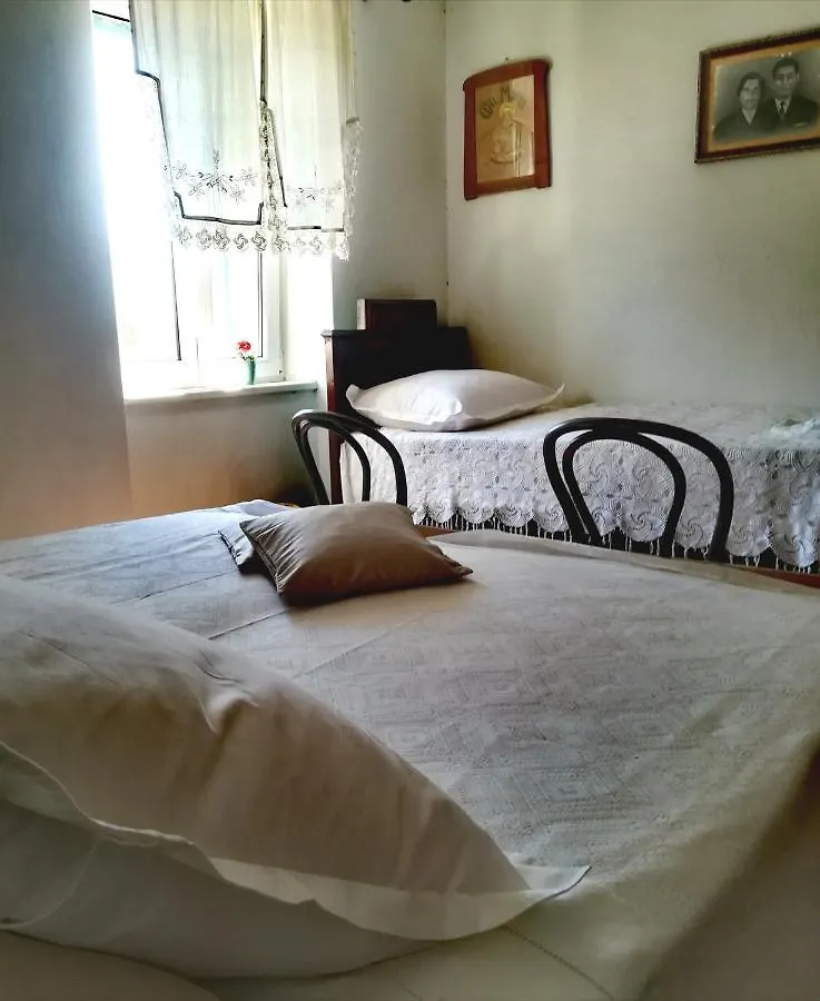 Dida Roko, Rustikalni Apartman S Terasom Kaštela 0*,  Kroatië