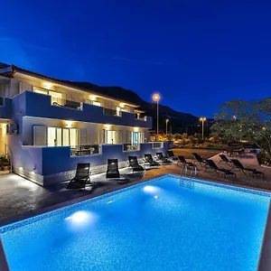  Villa Dispet